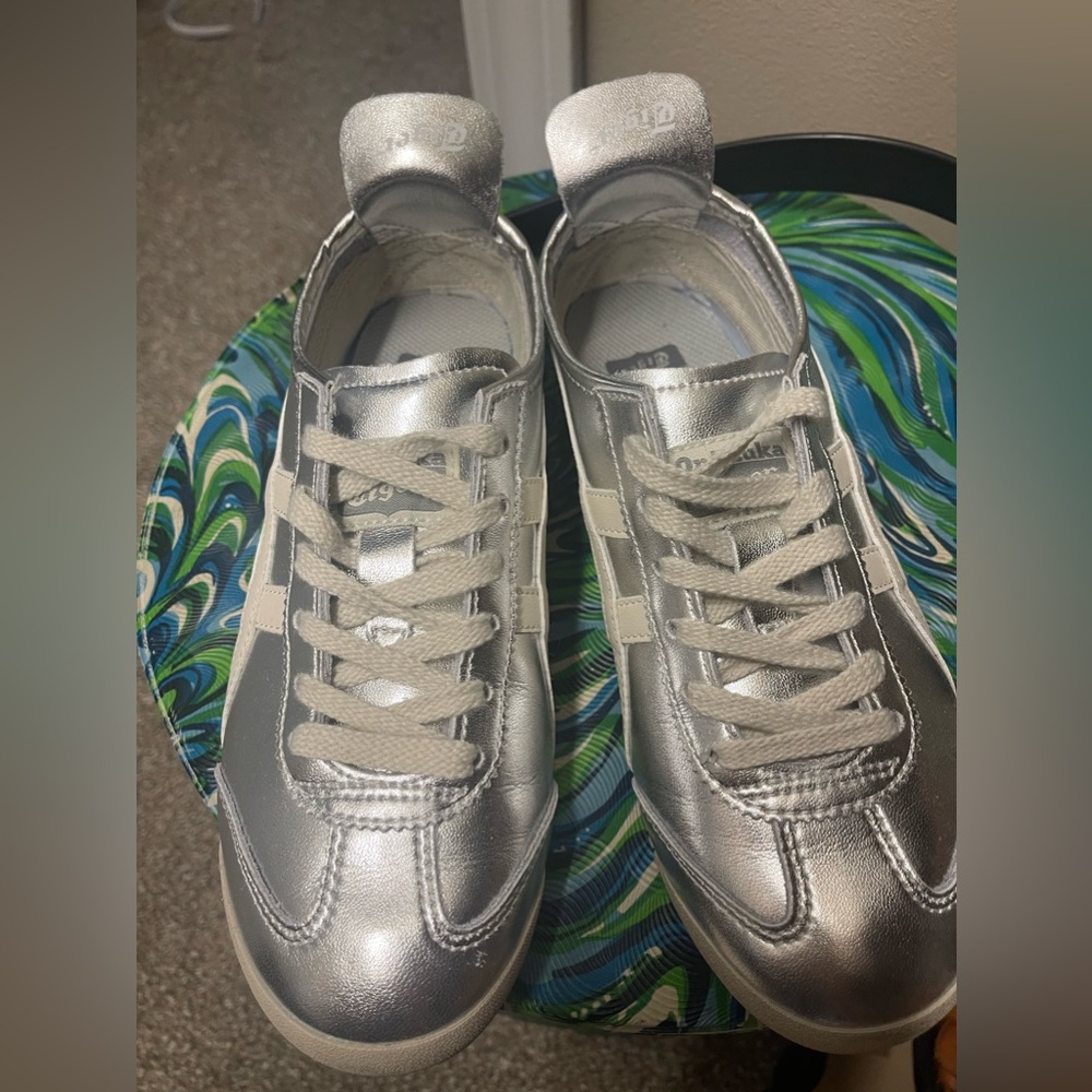 Chrome/silver Onitsuka Tigers